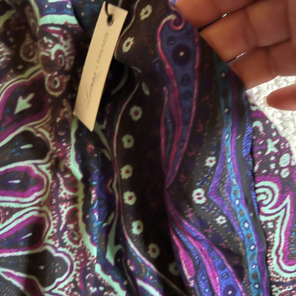 NWT Revolve Lovers and Friends printed pants size medium - Picture 3 of 5